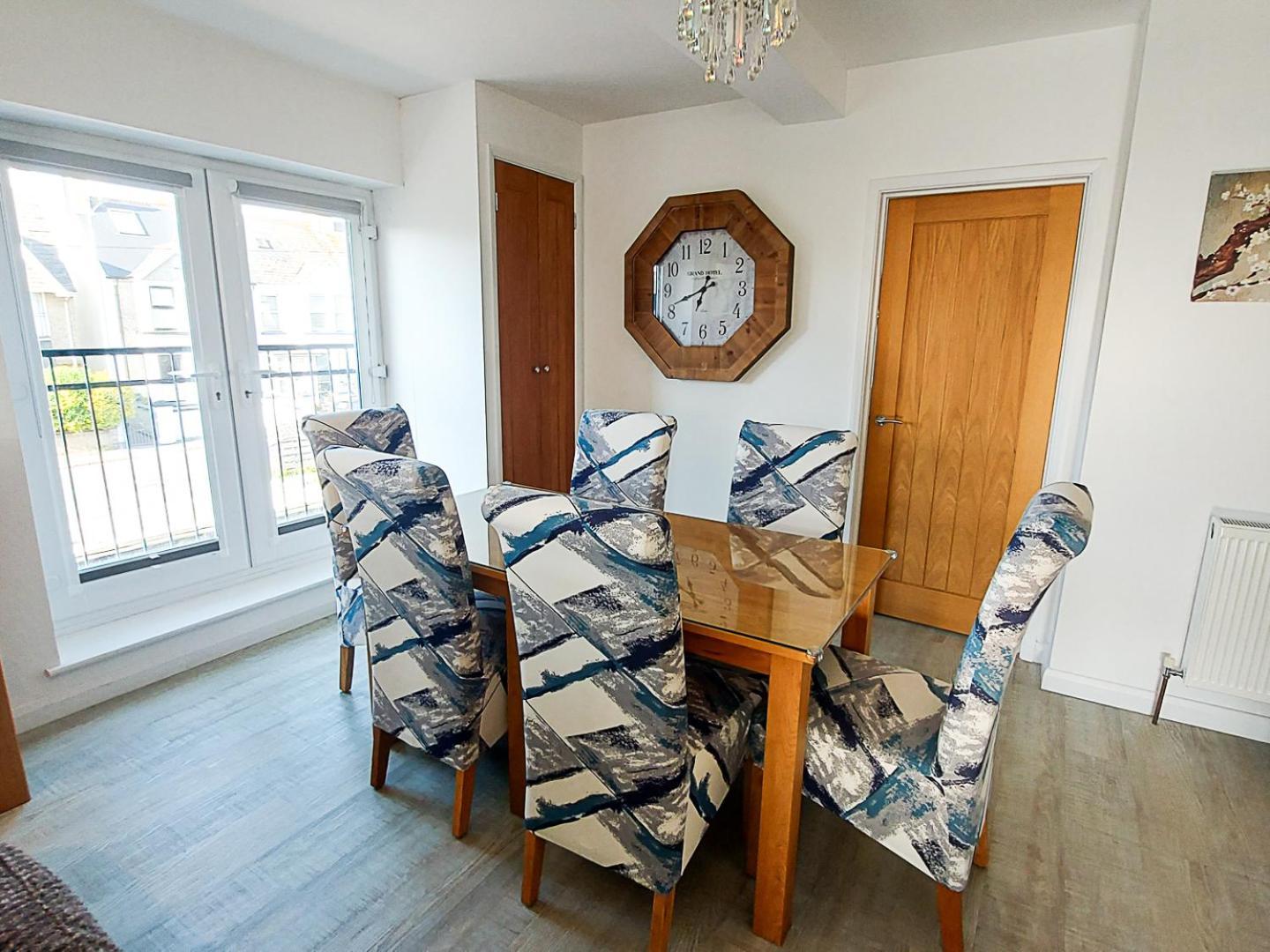 เมดโดว์ วิว อพาร์ตเมนต์ Apartment นิวคีย์ ภายนอก รูปภาพ