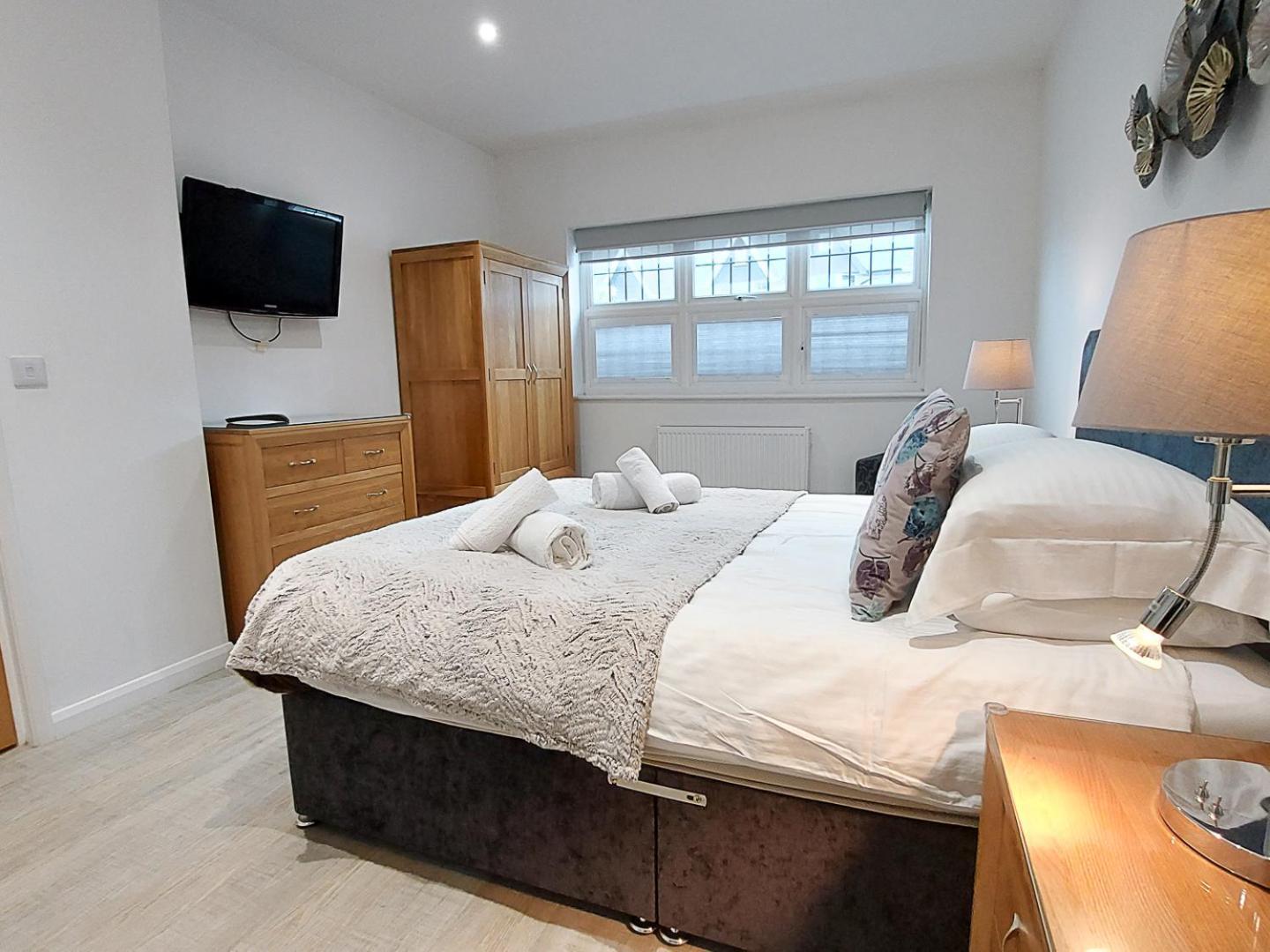เมดโดว์ วิว อพาร์ตเมนต์ Apartment นิวคีย์ ภายนอก รูปภาพ