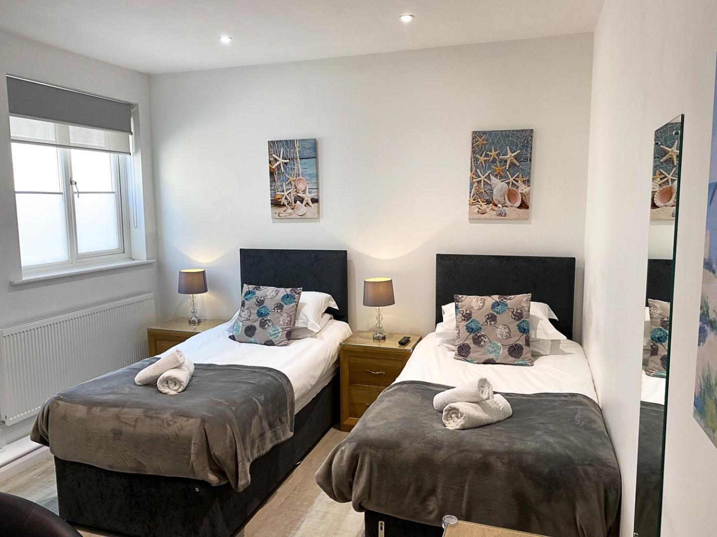 เมดโดว์ วิว อพาร์ตเมนต์ Apartment นิวคีย์ ภายนอก รูปภาพ