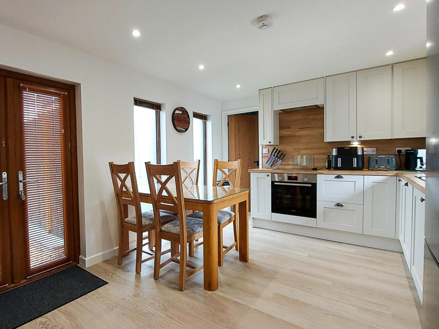เมดโดว์ วิว อพาร์ตเมนต์ Apartment นิวคีย์ ภายนอก รูปภาพ
