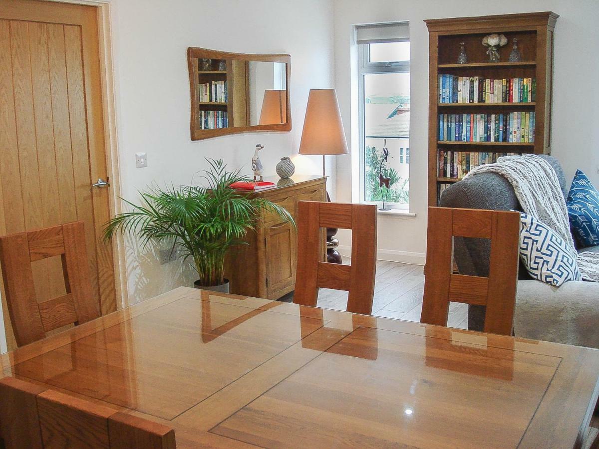เมดโดว์ วิว อพาร์ตเมนต์ Apartment นิวคีย์ ภายนอก รูปภาพ