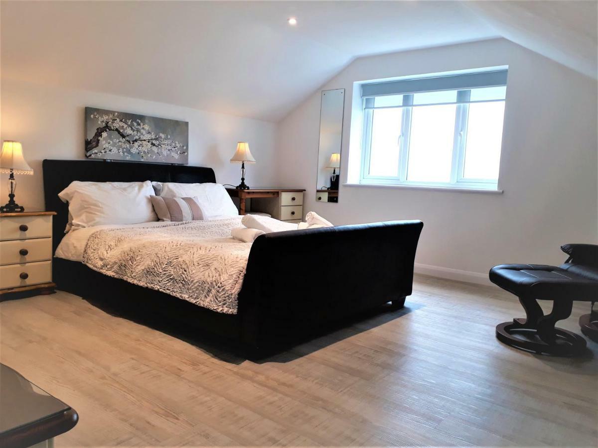 เมดโดว์ วิว อพาร์ตเมนต์ Apartment นิวคีย์ ภายนอก รูปภาพ