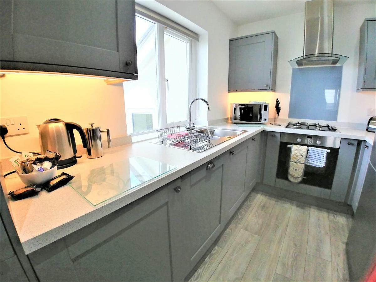 เมดโดว์ วิว อพาร์ตเมนต์ Apartment นิวคีย์ ภายนอก รูปภาพ